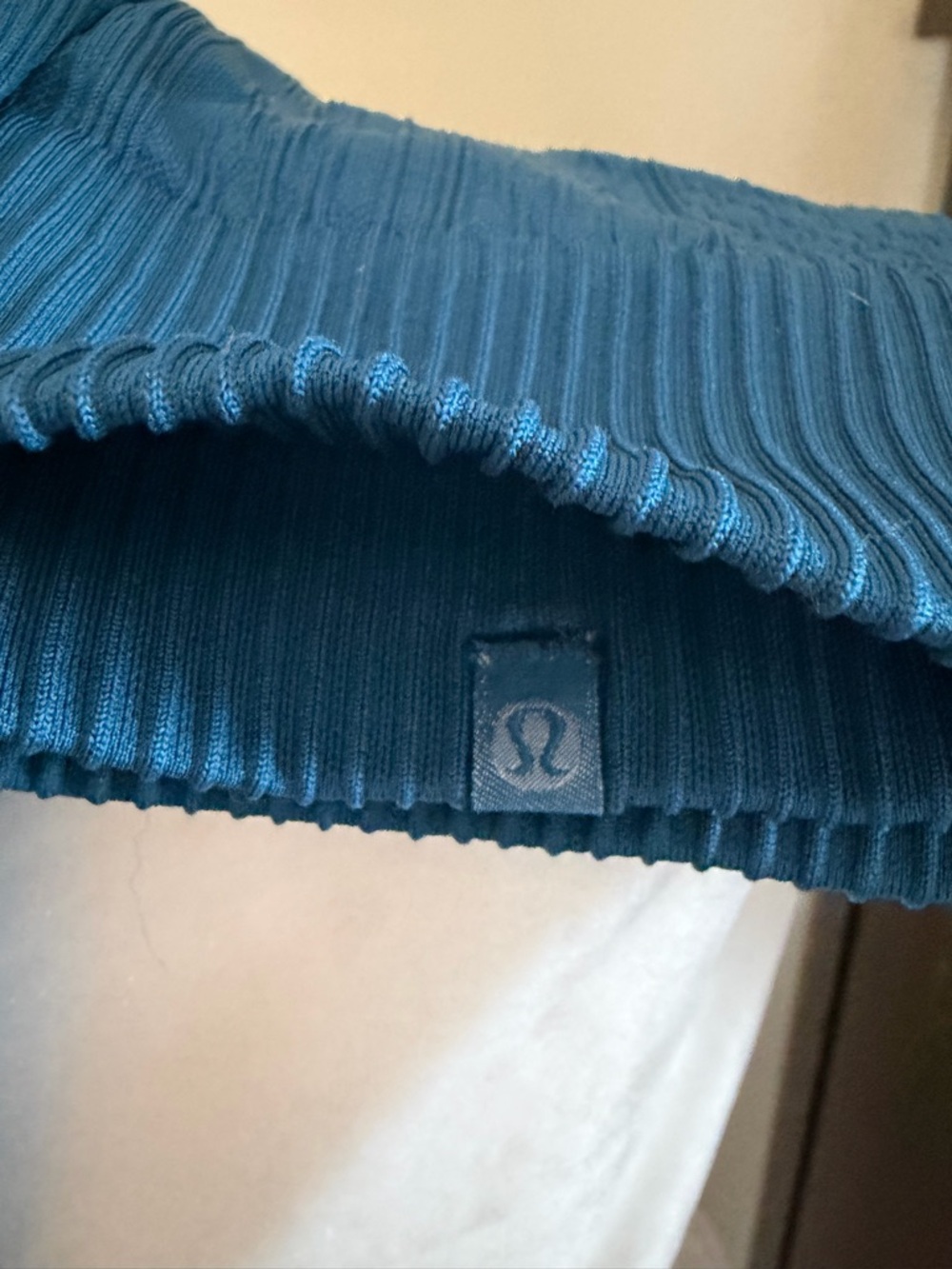 lululemon athletica Long-Sleeve Textured Top in Teal Blue - Picture 2 of 3